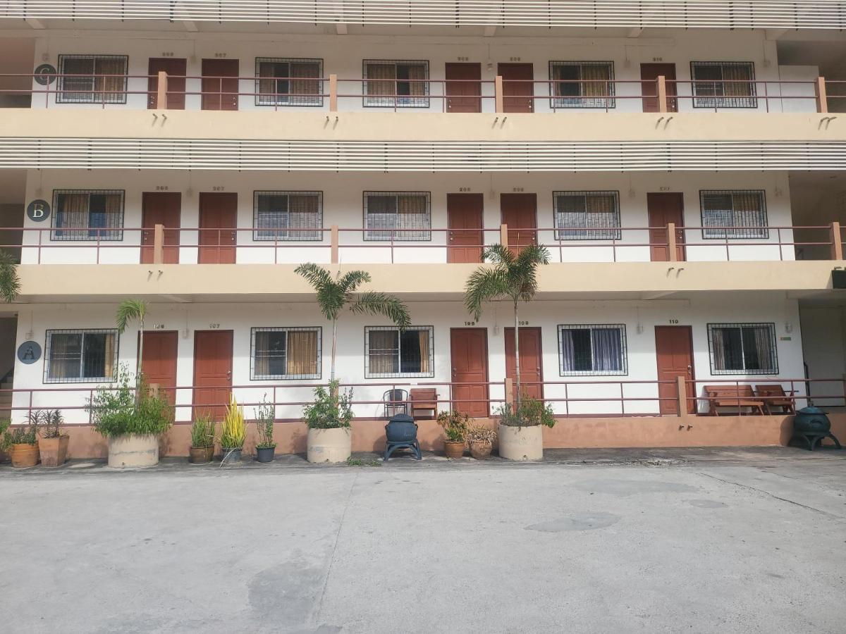 Ekaluk Place Inn Pattaya Exterior photo