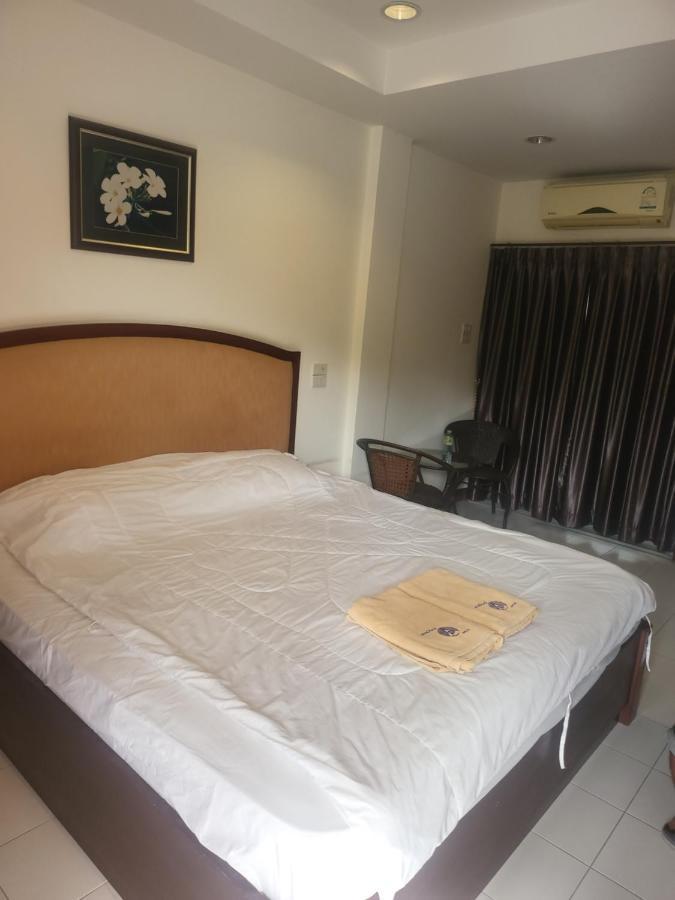 Ekaluk Place Inn Pattaya Exterior photo